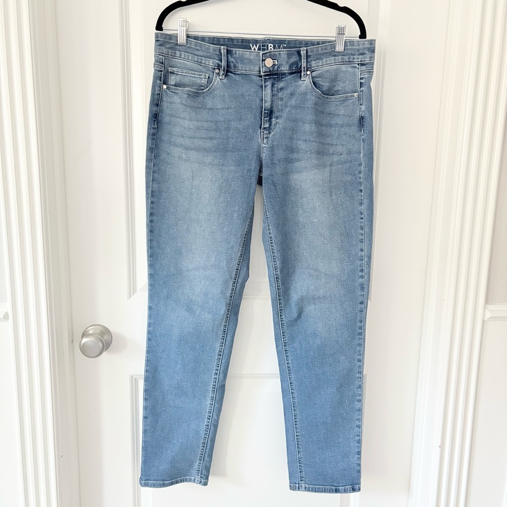 WHBM Light Blue Girlfriend Women's Jeans NWT 6